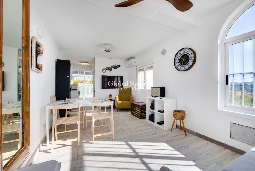 Revente - VILLA -
SAN FULGENCIO - LA MARINA