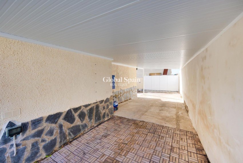 Revente - VILLA -
SAN FULGENCIO - LA MARINA