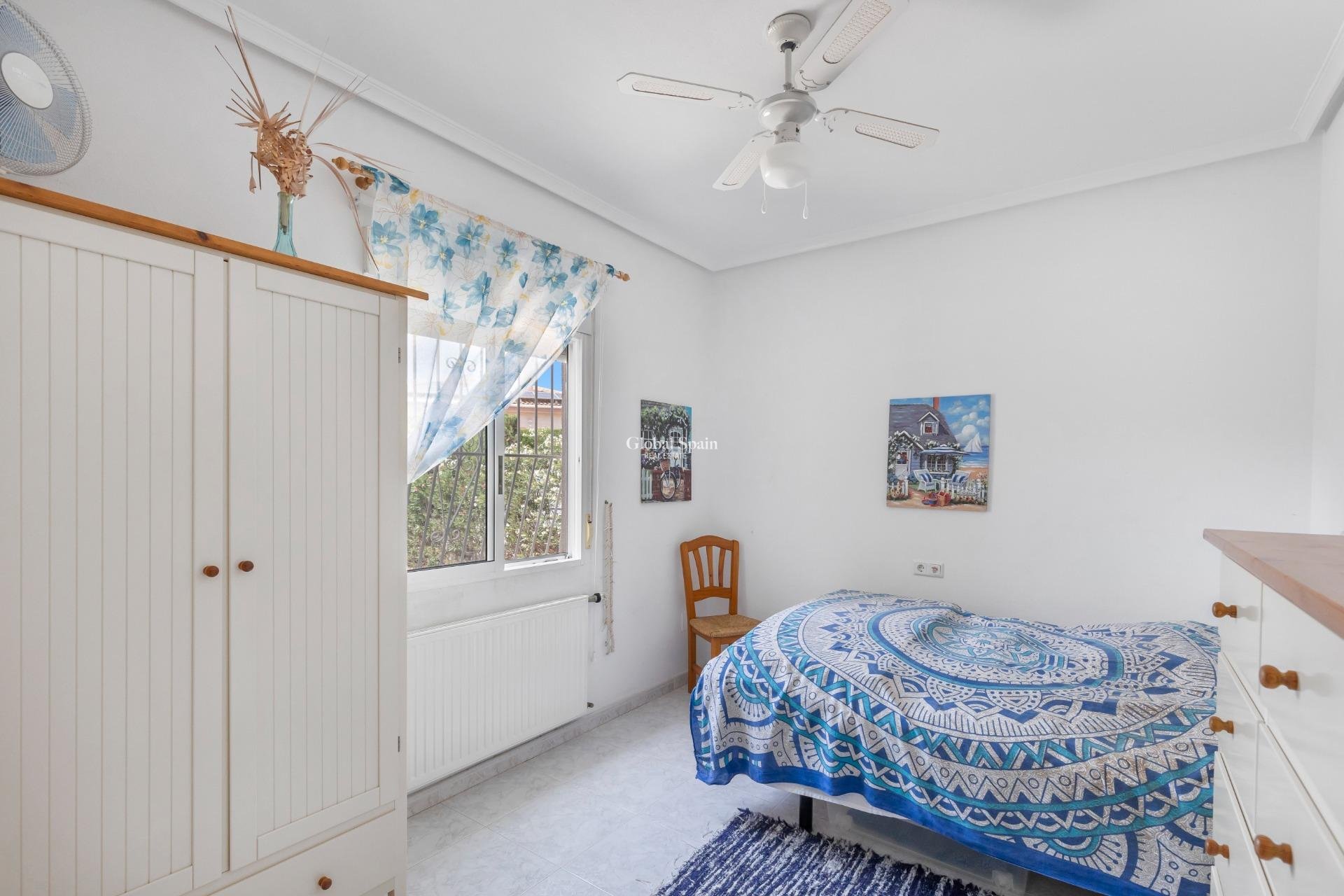 Revente - VILLA -
SAN FULGENCIO - Urb. La Marina