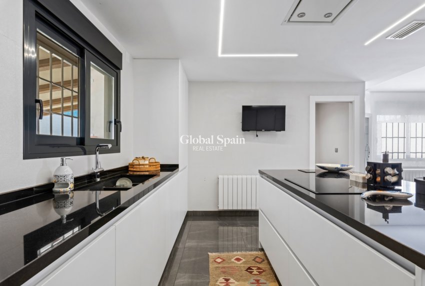 Revente - Villa -
SAN JUAN DE ALICANTE - Frank Espinós