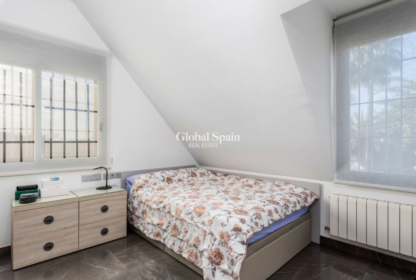 Revente - Villa -
SAN JUAN DE ALICANTE - Frank Espinós