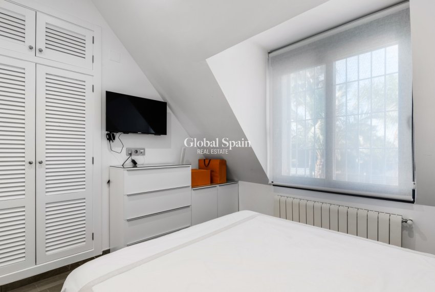 Revente - Villa -
SAN JUAN DE ALICANTE - Frank Espinós