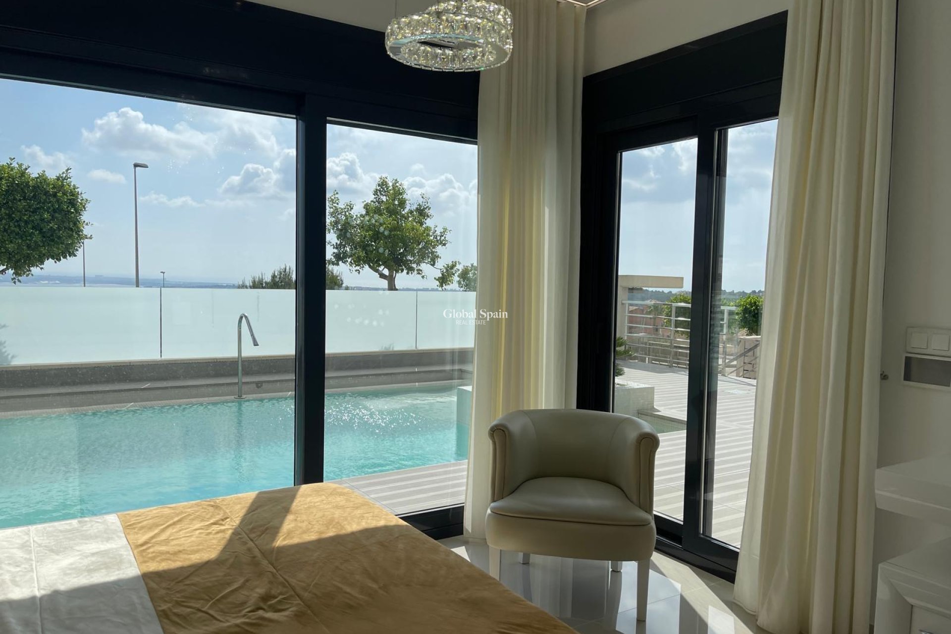 Revente - VILLA -
SAN MIGUEL DE SALINAS - Altos De San Miguel