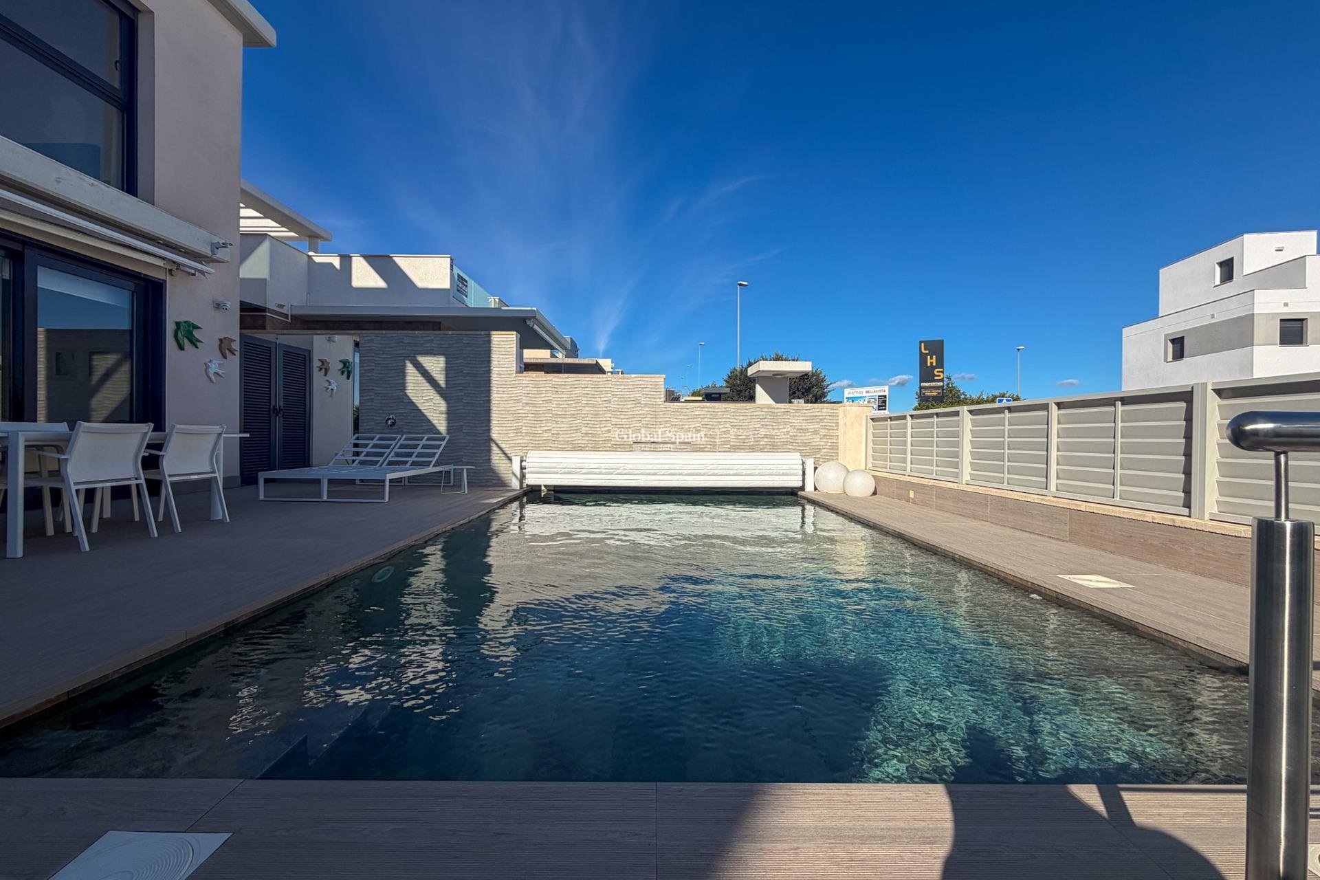 Revente - VILLA -
SAN MIGUEL DE SALINAS - Bellavista