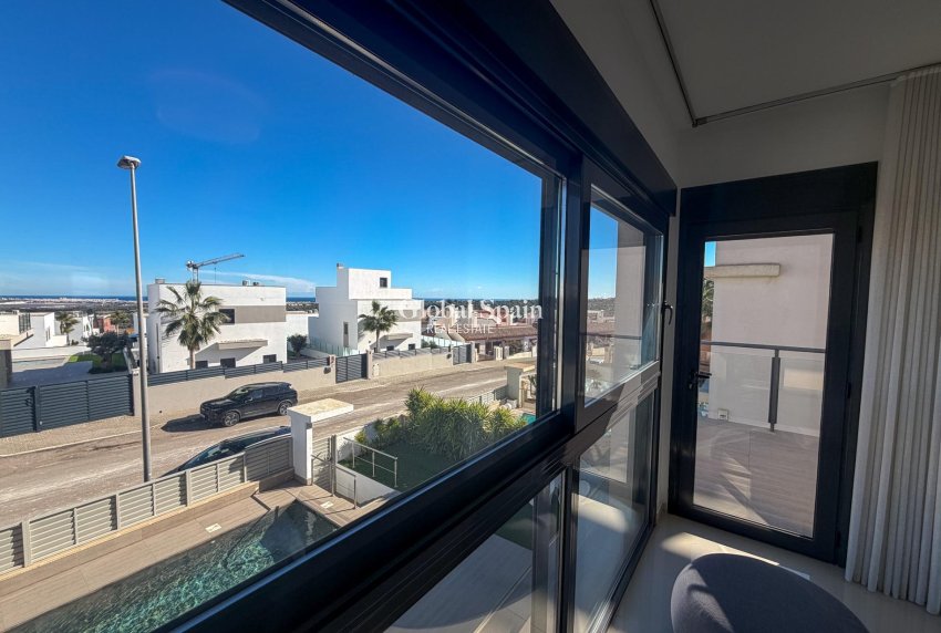 Revente - VILLA -
SAN MIGUEL DE SALINAS - Bellavista