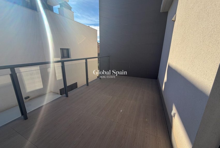 Revente - VILLA -
SAN MIGUEL DE SALINAS - Bellavista