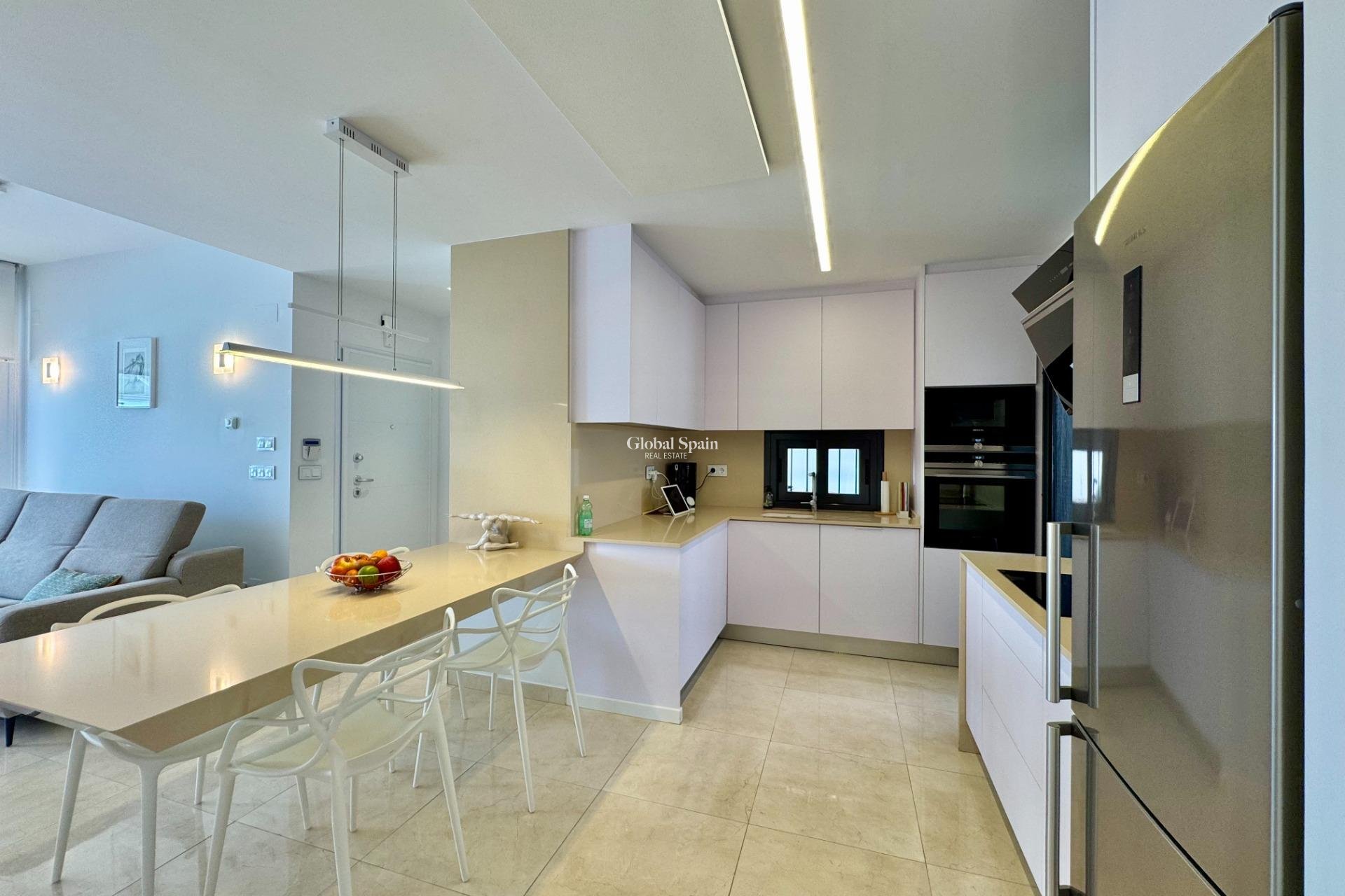 Revente - VILLA -
SAN MIGUEL DE SALINAS - Bellavista