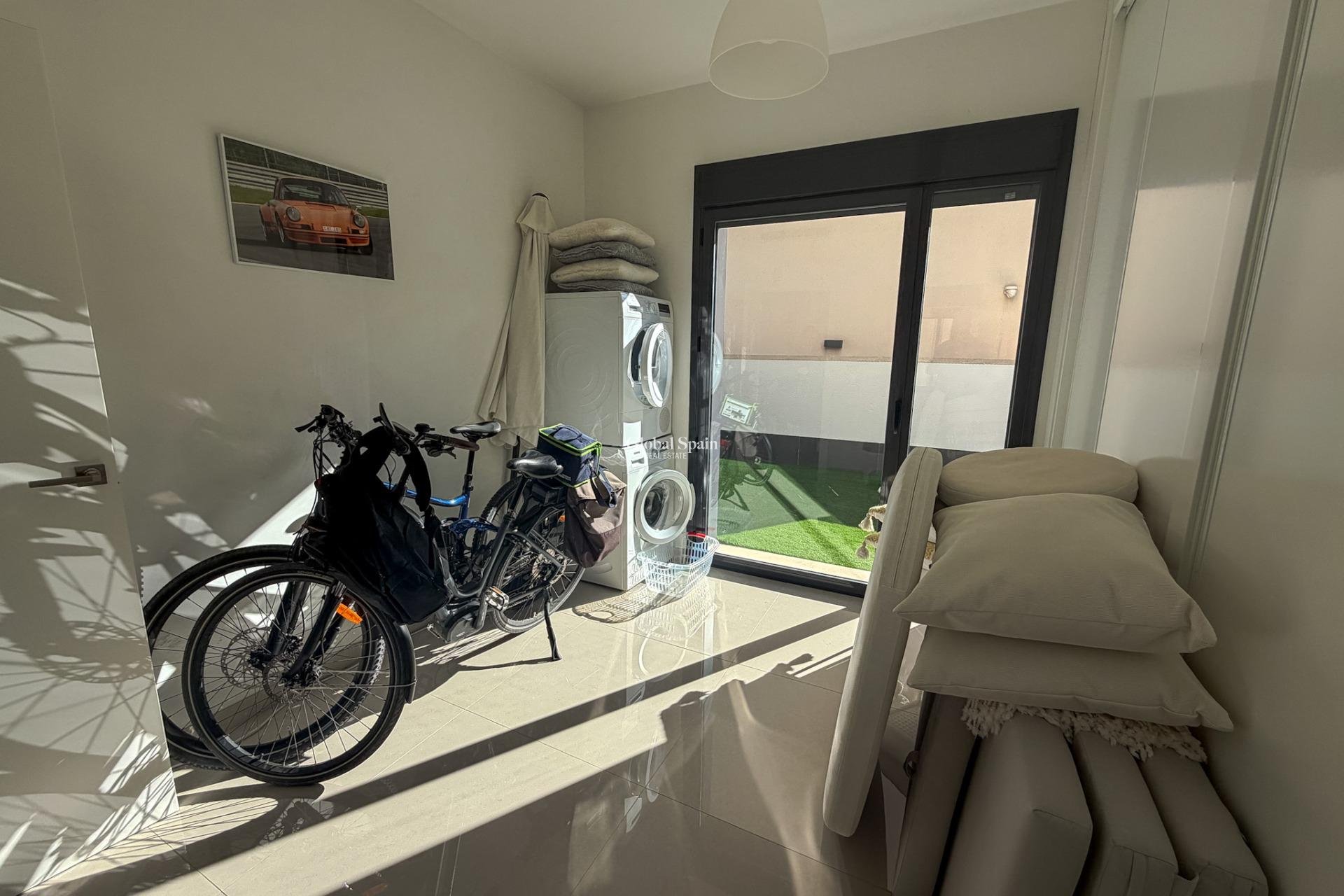 Revente - VILLA -
SAN MIGUEL DE SALINAS - Bellavista