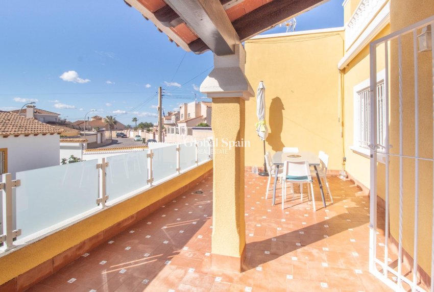 Revente - Villa -
SAN MIGUEL DE SALINAS - Blue Lagoon - El Galan