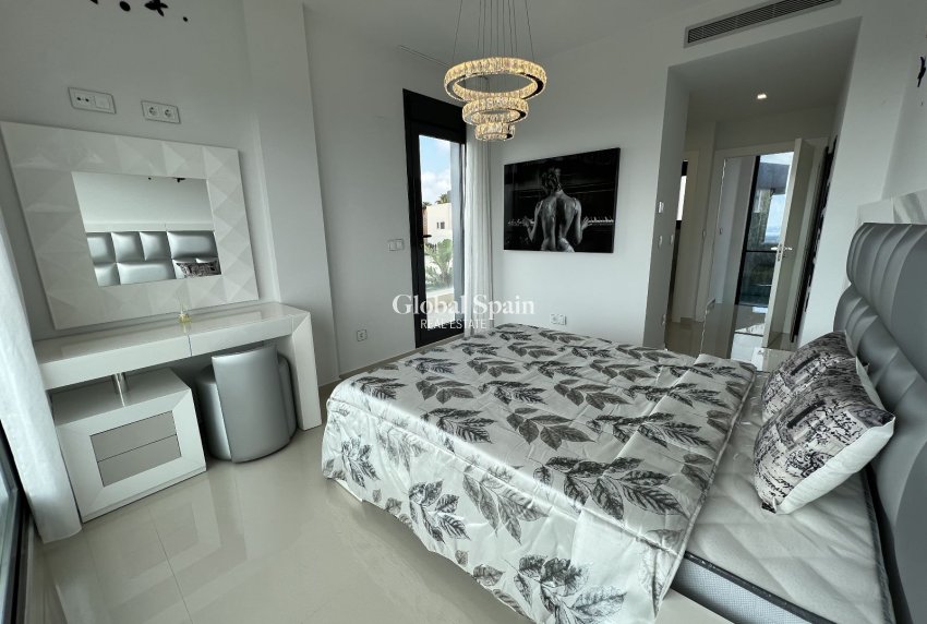 Revente - Villa -
SAN MIGUEL DE SALINAS - Costa Blanca Sur