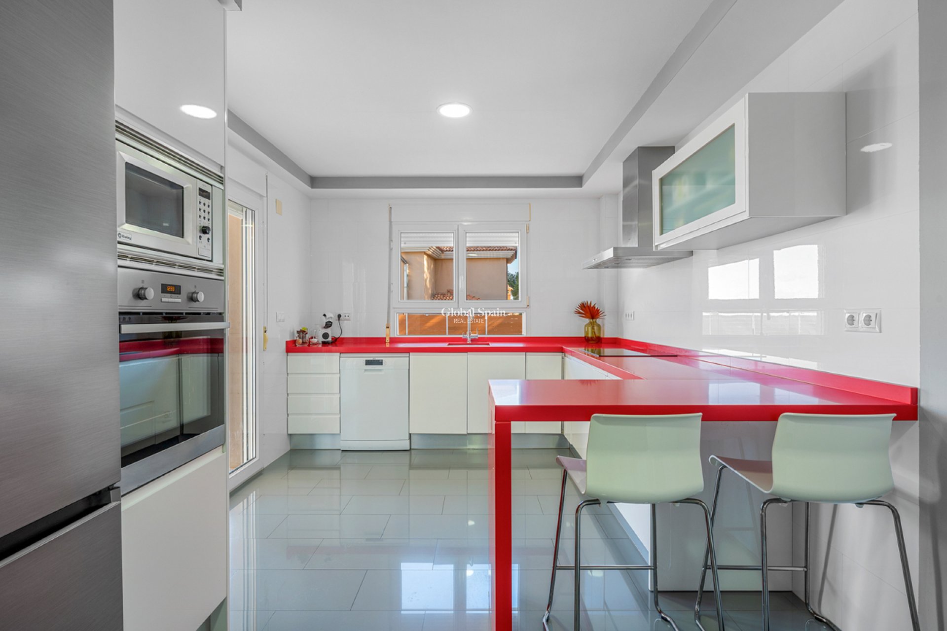 Revente - VILLA -
SAN MIGUEL DE SALINAS - Costa Blanca
