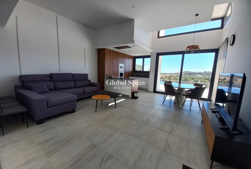 Revente - VILLA -
SAN MIGUEL DE SALINAS - Inland