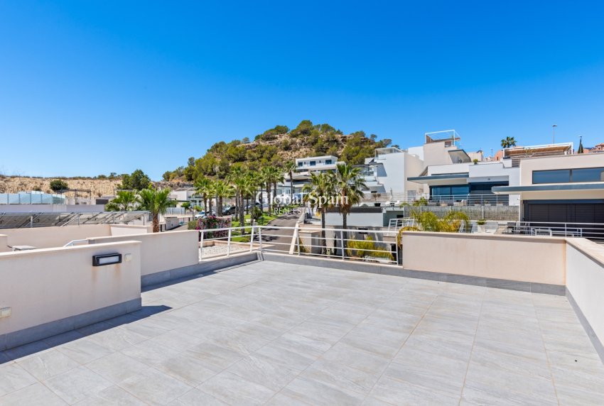 Revente - VILLA -
SAN MIGUEL DE SALINAS - Inland