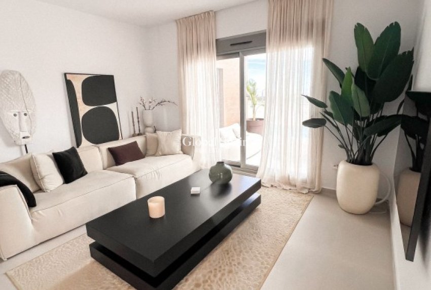 Revente - VILLA -
SAN MIGUEL DE SALINAS - Inland