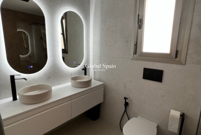 Revente - VILLA -
SAN MIGUEL DE SALINAS - Inland