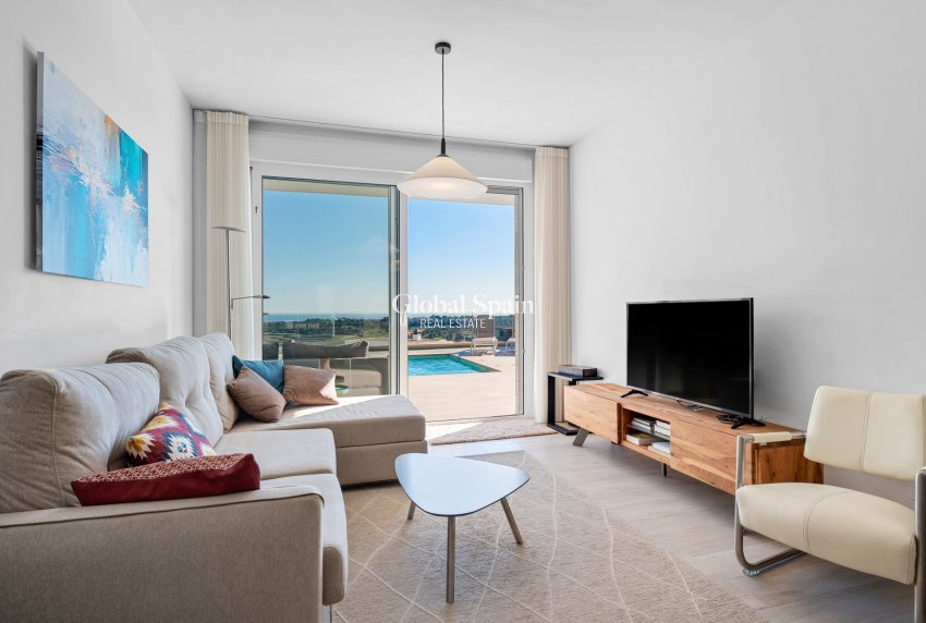 Revente - VILLA -
SAN MIGUEL DE SALINAS - Inland