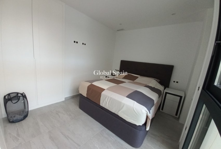 Revente - VILLA -
SAN MIGUEL DE SALINAS - Inland