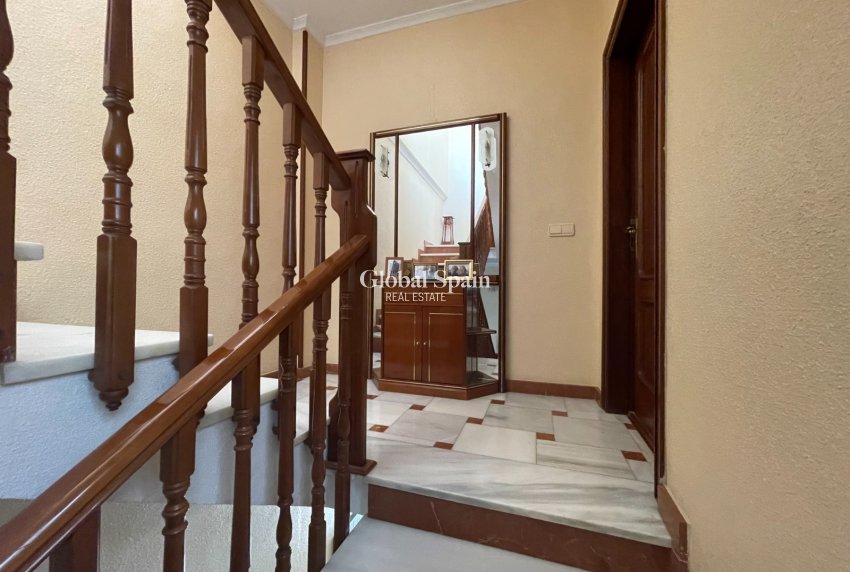 Revente - VILLA -
SAN MIGUEL DE SALINAS - Inland