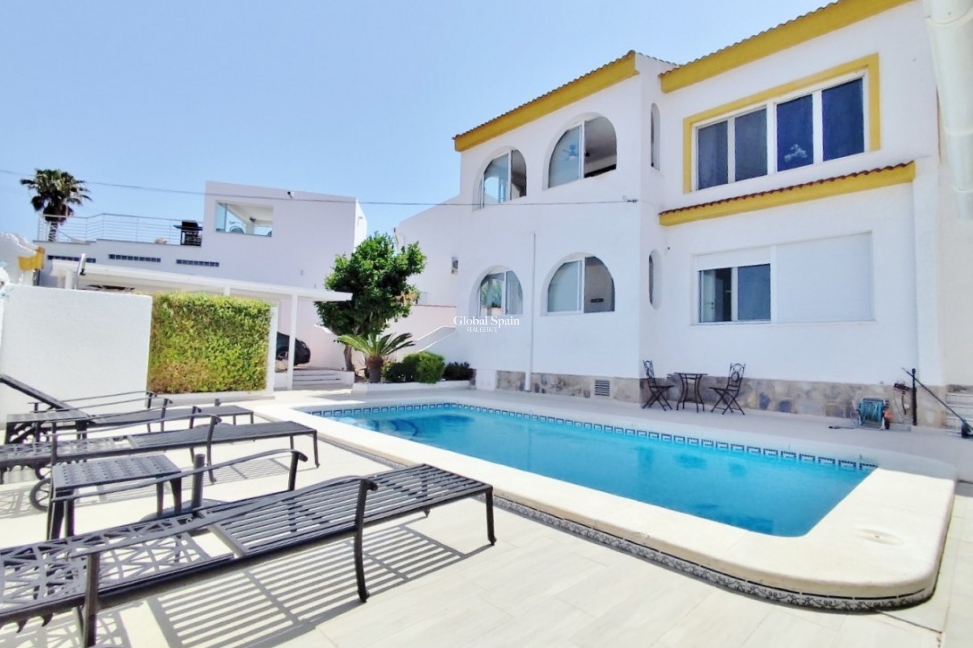 Revente - VILLA -
SAN MIGUEL DE SALINAS - Inland