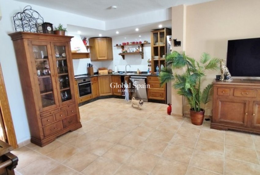 Revente - VILLA -
SAN MIGUEL DE SALINAS - Inland