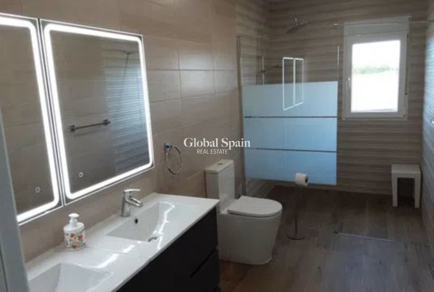 Revente - VILLA -
SAN MIGUEL DE SALINAS - Inland