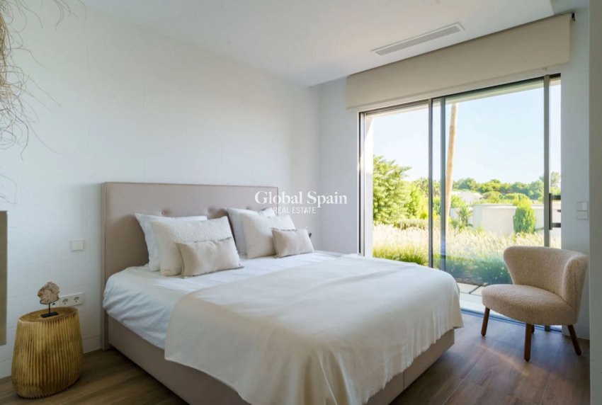 Revente - VILLA -
SAN MIGUEL DE SALINAS - Inland
