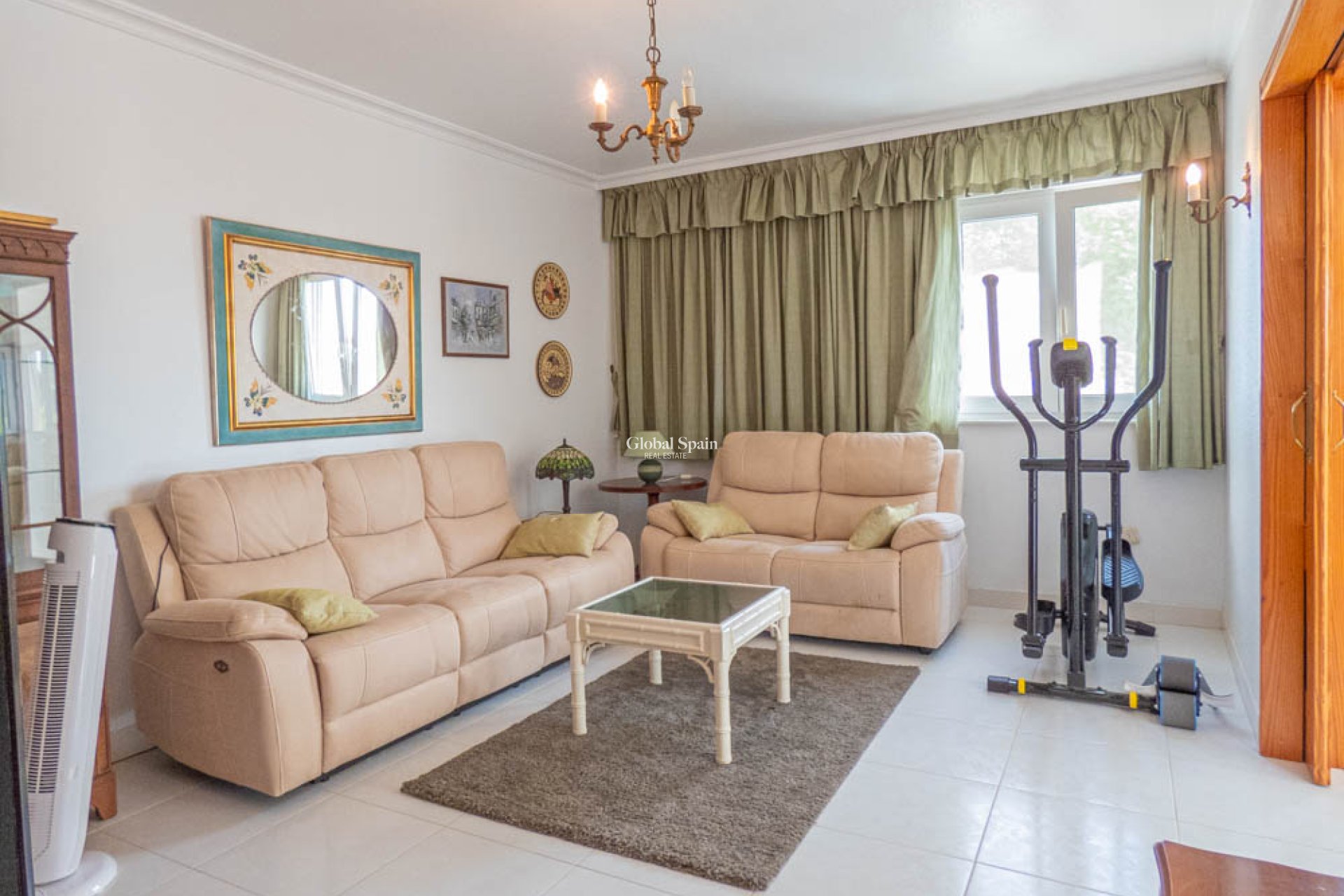 Revente - VILLA -
SAN MIGUEL DE SALINAS - Inland