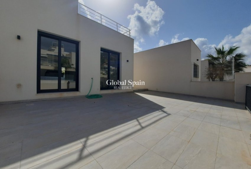 Revente - VILLA -
SAN MIGUEL DE SALINAS - Inland