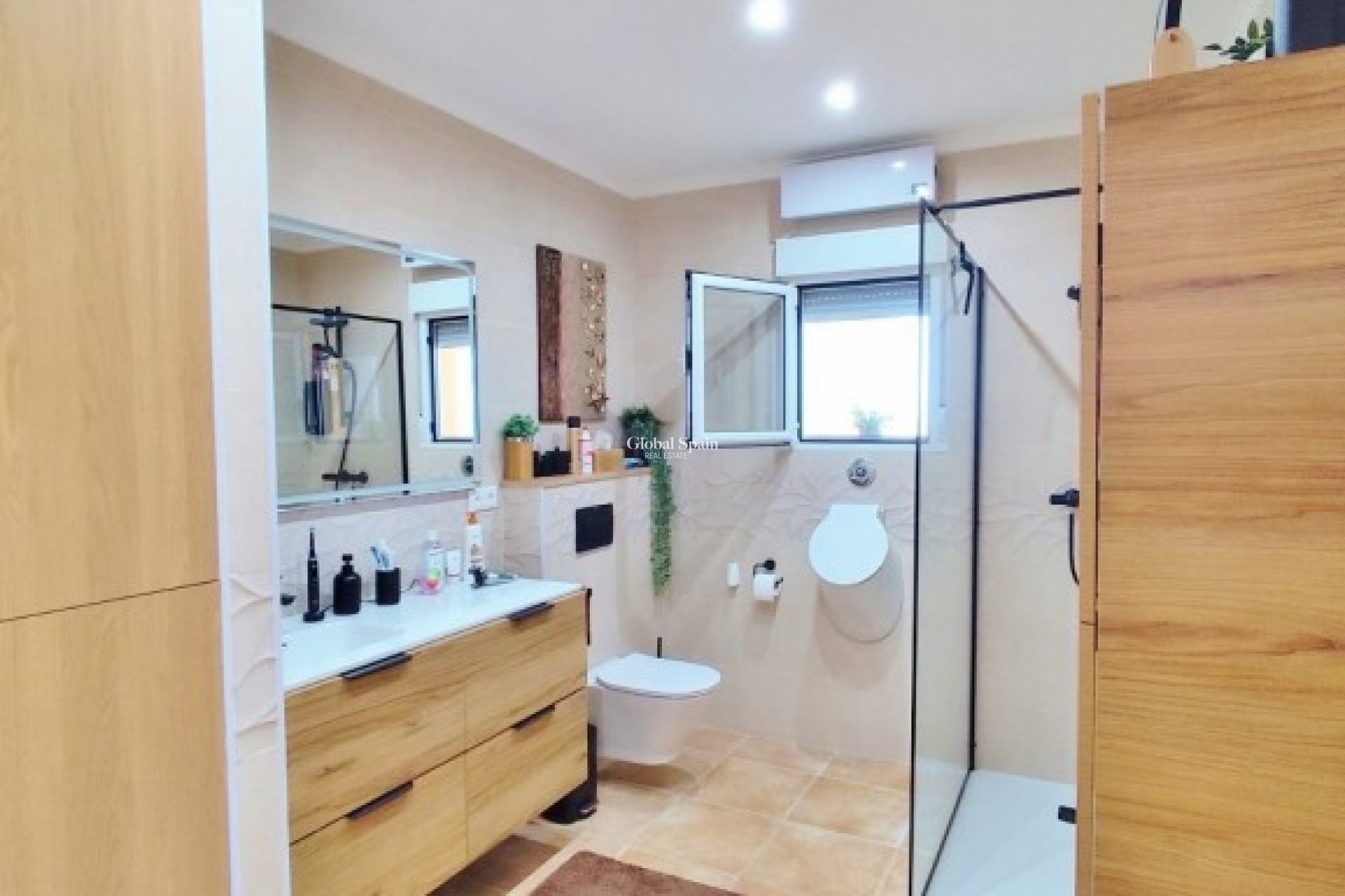 Revente - VILLA -
SAN MIGUEL DE SALINAS - Inland