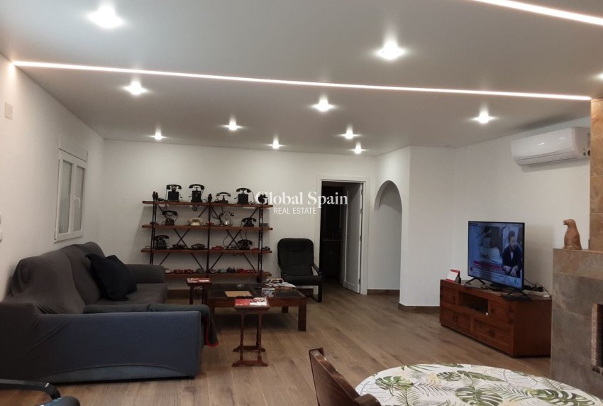 Revente - VILLA -
SAN MIGUEL DE SALINAS - Inland