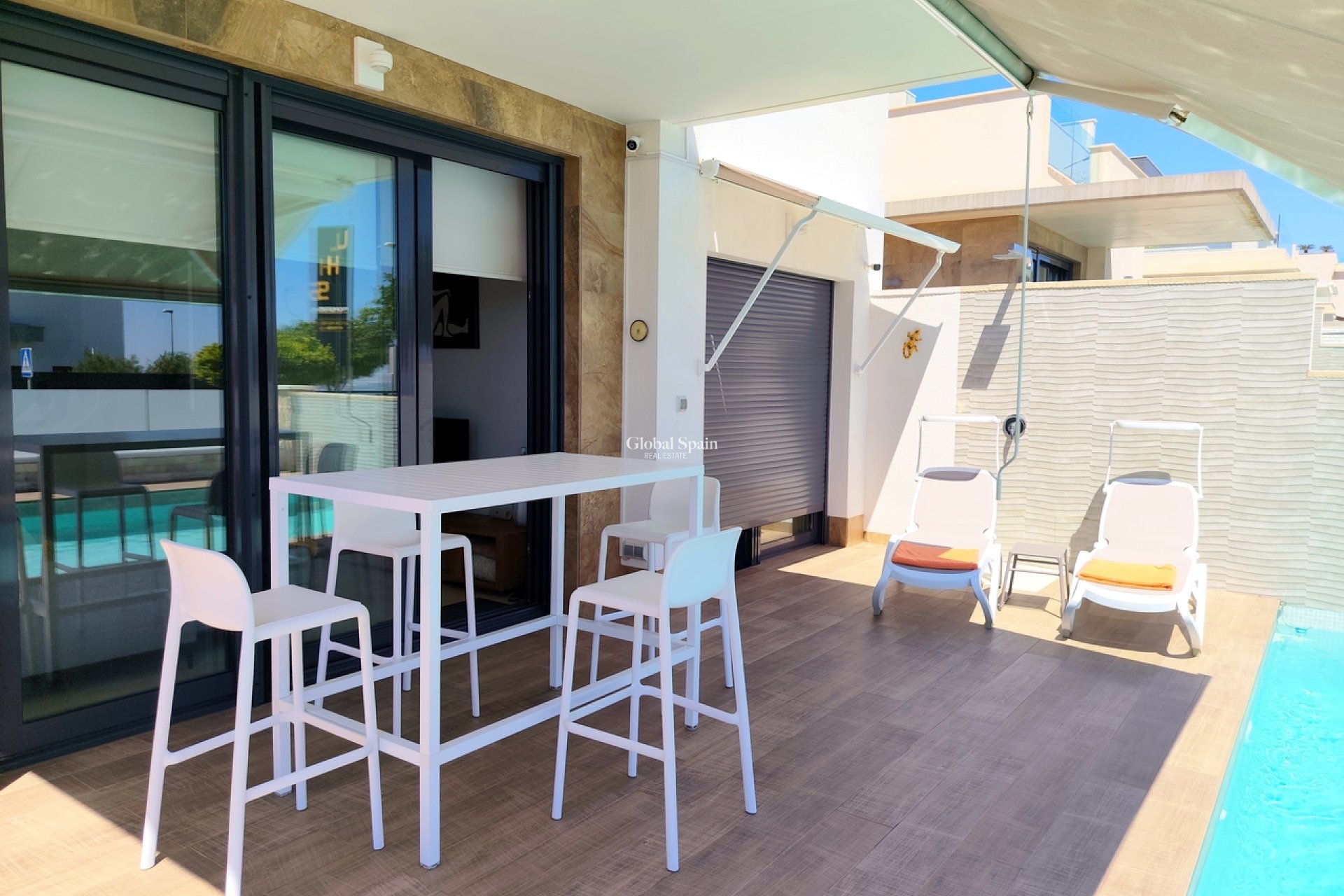 Revente - VILLA -
SAN MIGUEL DE SALINAS - Inland
