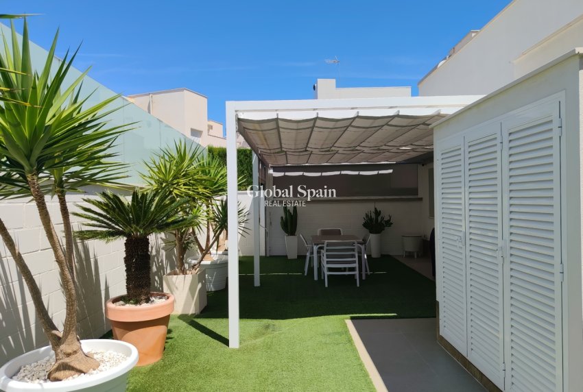 Revente - VILLA -
SAN MIGUEL DE SALINAS - Inland