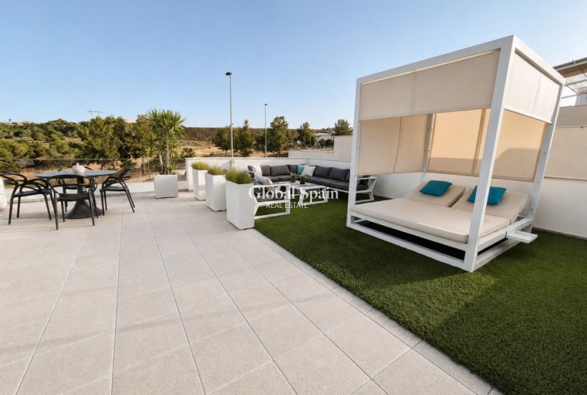 Revente - VILLA -
SAN MIGUEL DE SALINAS - Inland