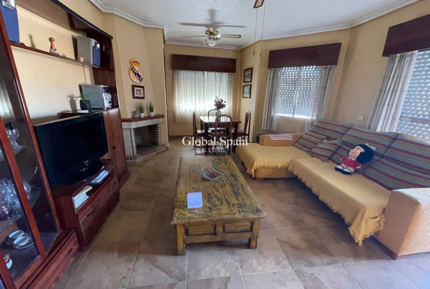 Revente - VILLA -
SAN MIGUEL DE SALINAS - Inland