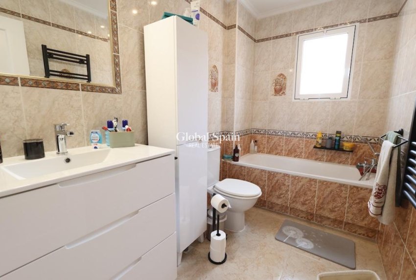 Revente - VILLA -
SAN MIGUEL DE SALINAS - Inland