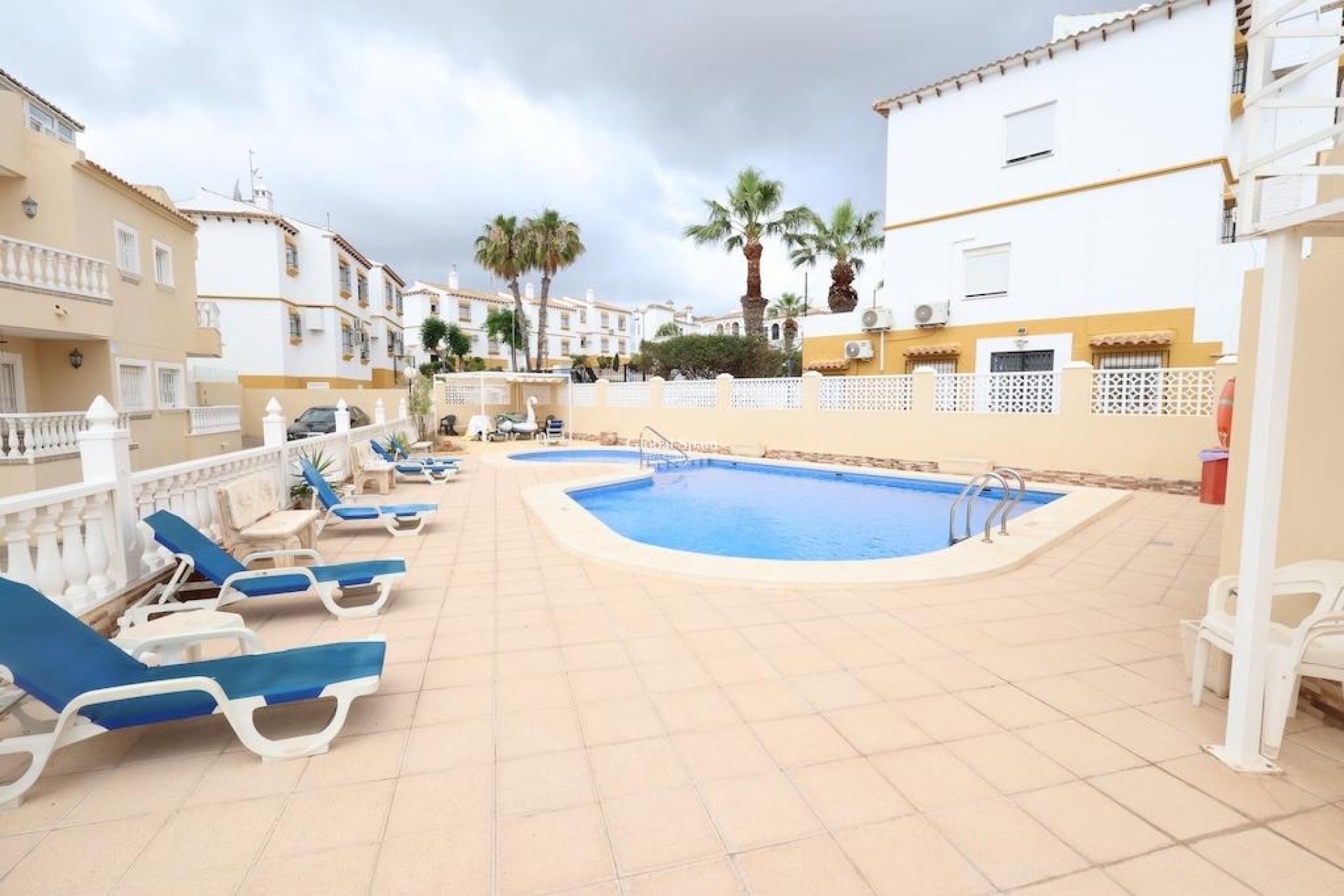 Revente - VILLA -
SAN MIGUEL DE SALINAS - Inland