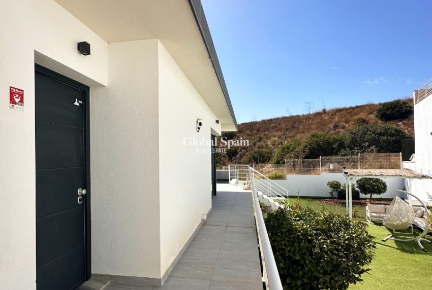Revente - VILLA -
SAN MIGUEL DE SALINAS - Inland