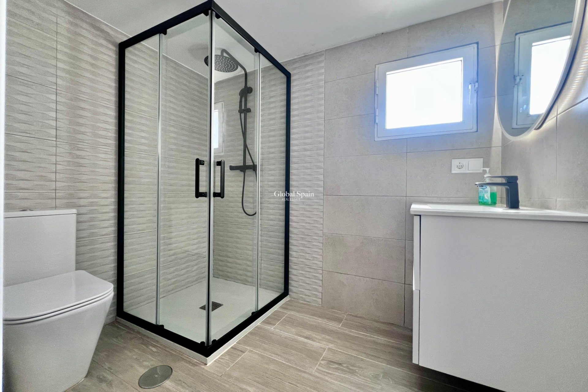 Revente - VILLA -
SAN MIGUEL DE SALINAS - Las filipinas