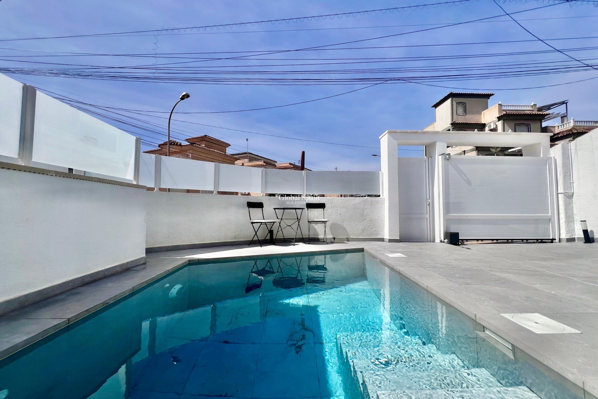 Revente - VILLA -
SAN MIGUEL DE SALINAS - Las filipinas