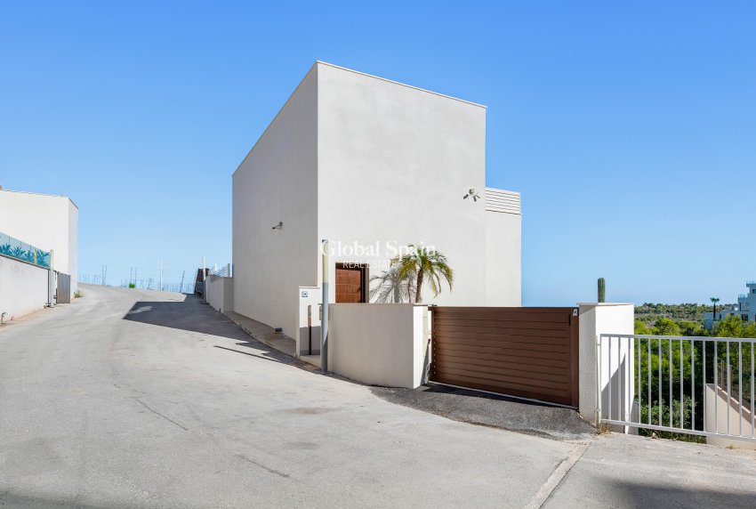 Revente - VILLA -
SAN MIGUEL DE SALINAS - San Miguel