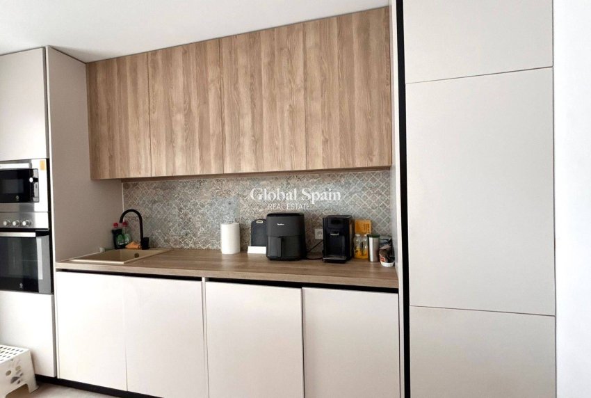 Revente - VILLA -
SAN MIGUEL DE SALINAS - Urbanizacion Blue Lagoon