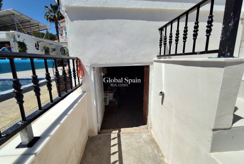 Revente - VILLA -
San Miguel / Vistabella Golf - Inland
