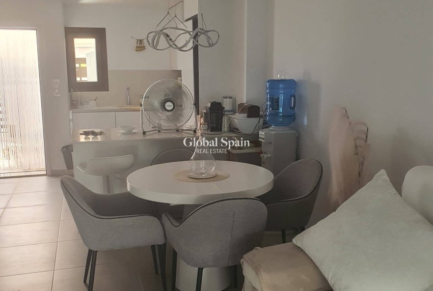 Revente - VILLA -
SAN PEDRO DEL PINATAR - CENTRO