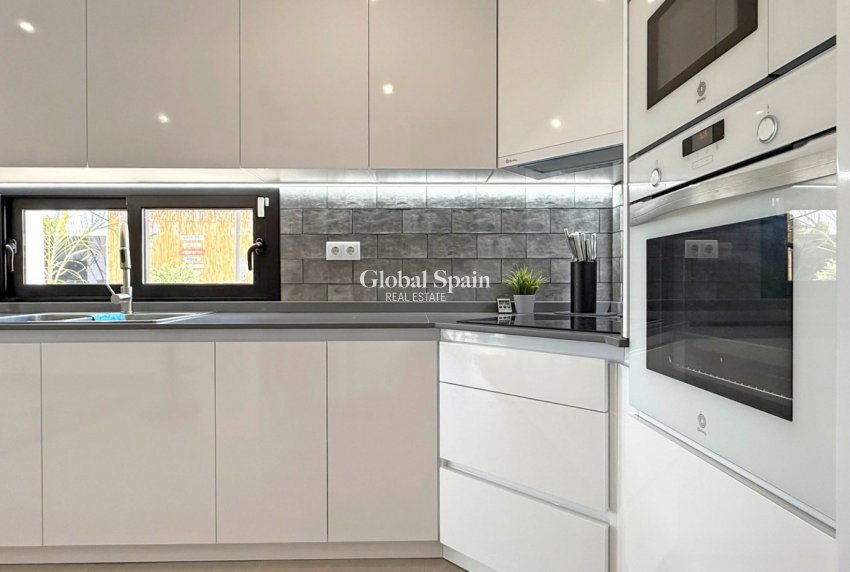 Revente - VILLA -
SAN PEDRO DEL PINATAR - Costa Calida