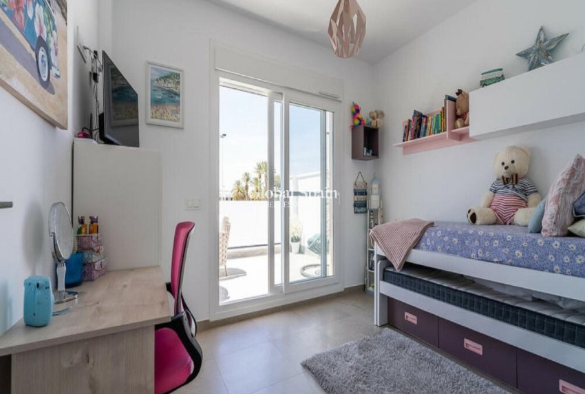 Revente - VILLA -
SAN PEDRO DEL PINATAR - Costa Calida