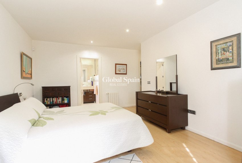 Revente - VILLA -
San Vicente del Raspeig - Inland