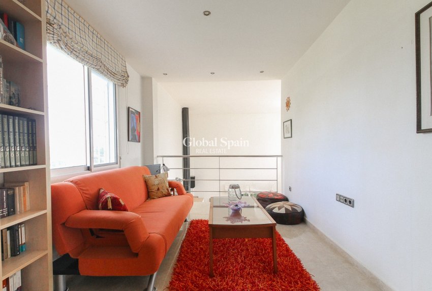 Revente - VILLA -
San Vicente del Raspeig - Inland