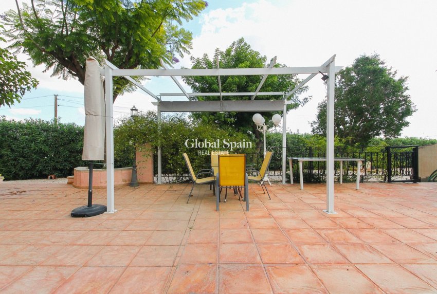 Revente - VILLA -
San Vicente del Raspeig - Inland