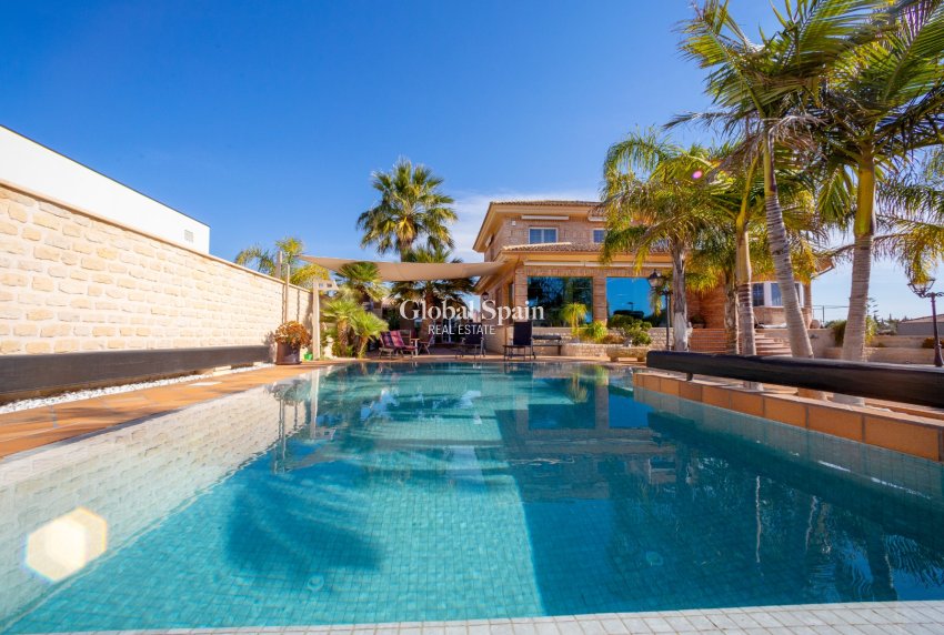 Revente - VILLA -
SAN VICENTE DEL RASPEIG - Inland