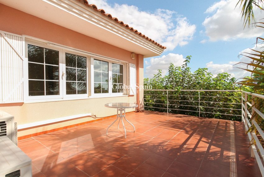 Revente - VILLA -
SAN VICENTE DEL RASPEIG - Inland